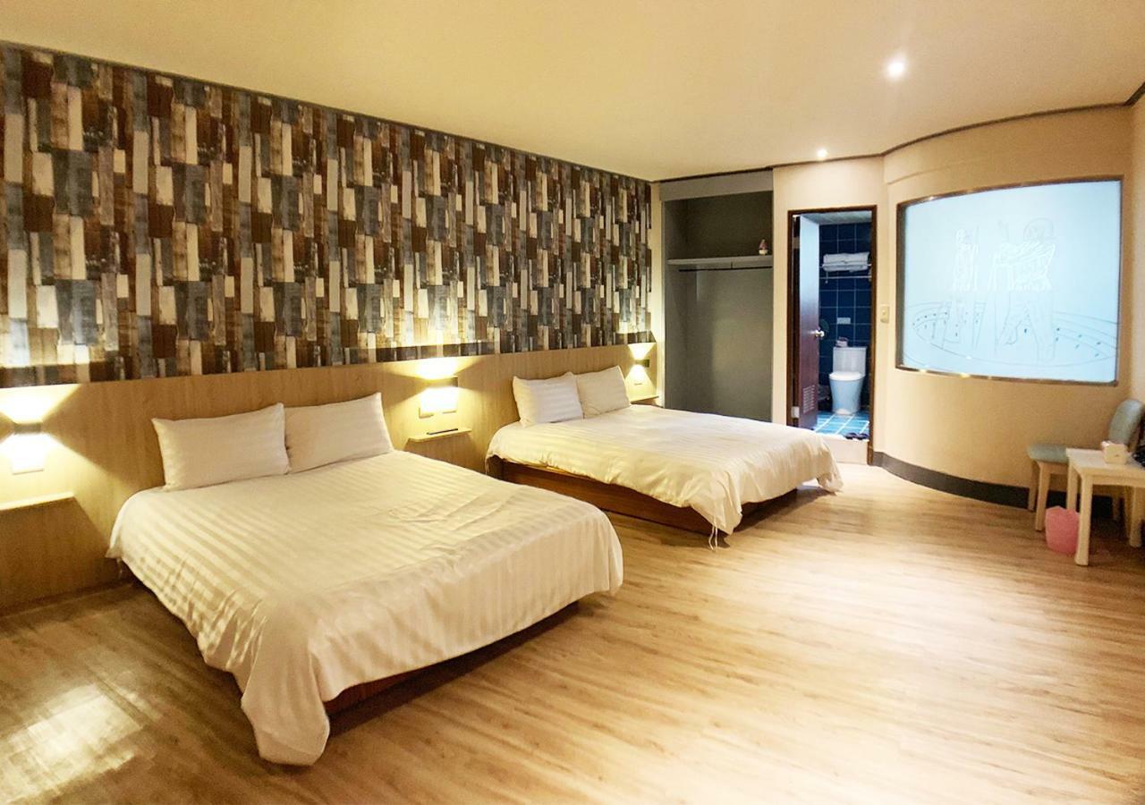 Win Inn Tainan Hotel I Buitenkant foto