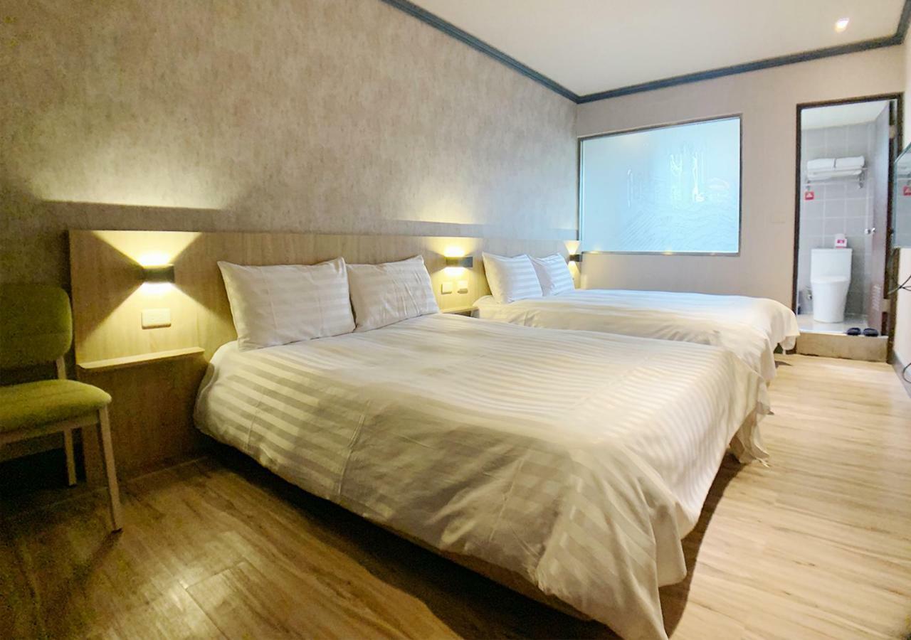 Win Inn Tainan Hotel I Buitenkant foto
