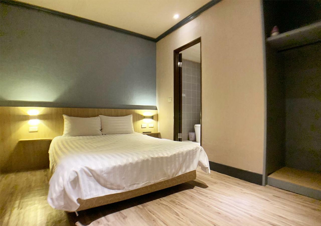 Win Inn Tainan Hotel I Buitenkant foto