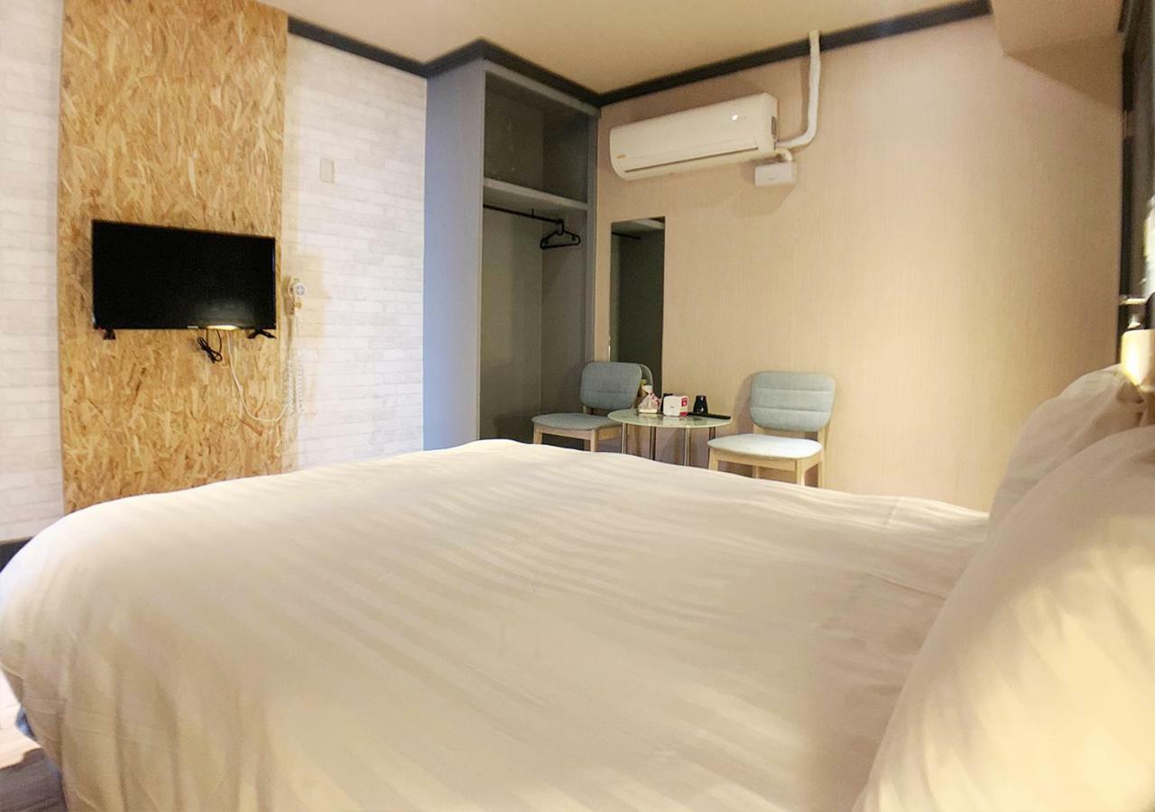 Win Inn Tainan Hotel I Buitenkant foto