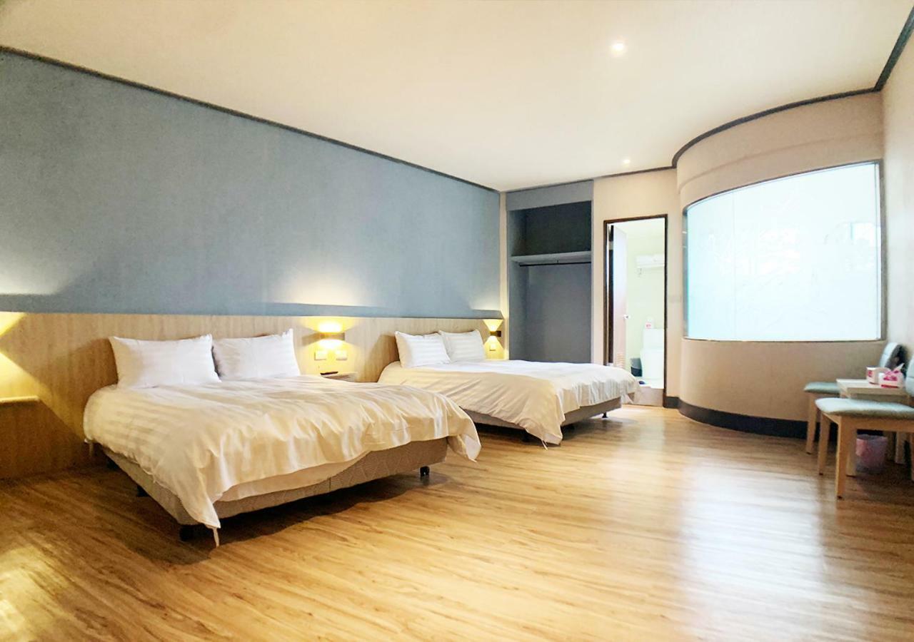 Win Inn Tainan Hotel I Buitenkant foto