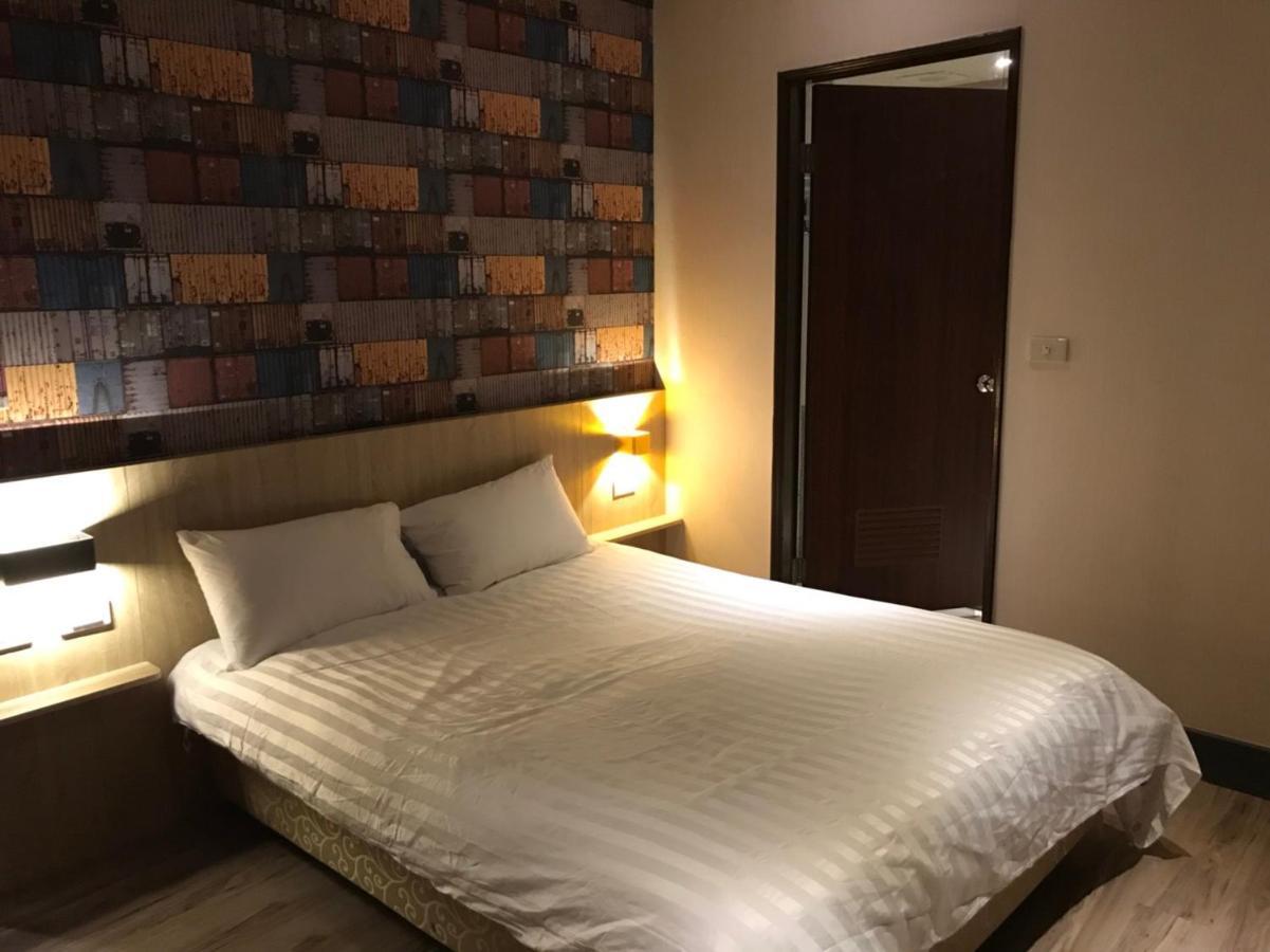 Win Inn Tainan Hotel I Buitenkant foto